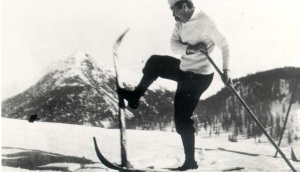 Conan Doyle skiing in Davos